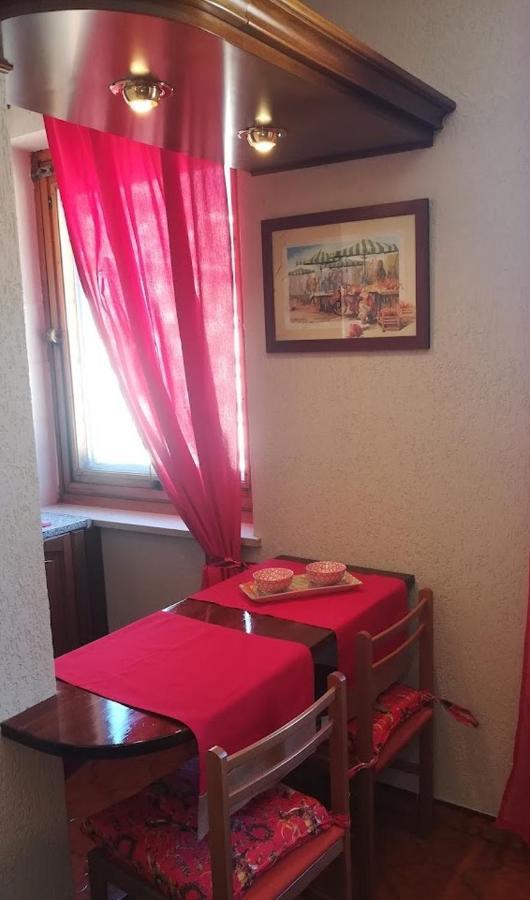 Casa Lucy Lägenhet Aosta Exteriör bild